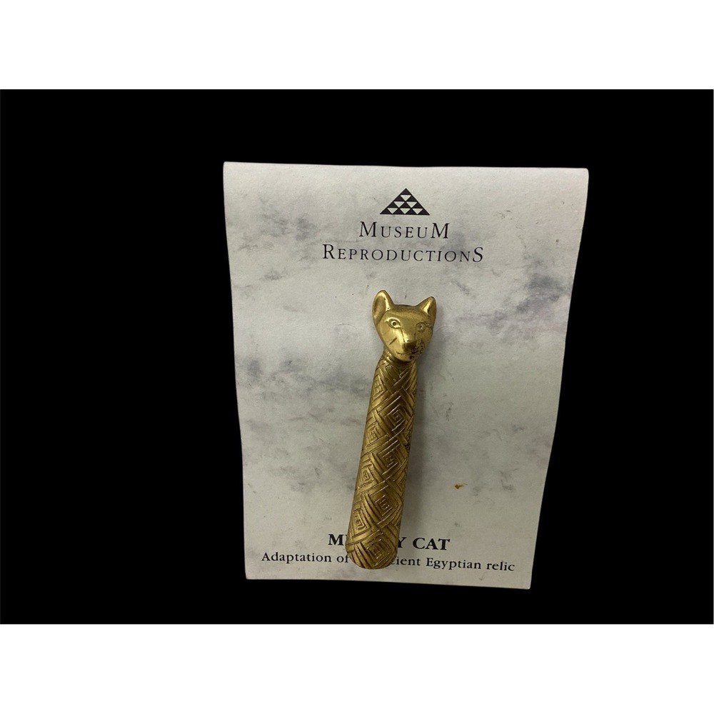 Vtg Museum Reproductions Smithsonian Egyptian Cat Mummy Pendant 2.25" Gold Tone